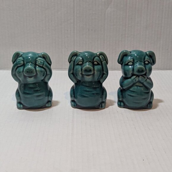 Vintage Ceramic Pig Figurines See No Evil Green - Picture 1 of 7